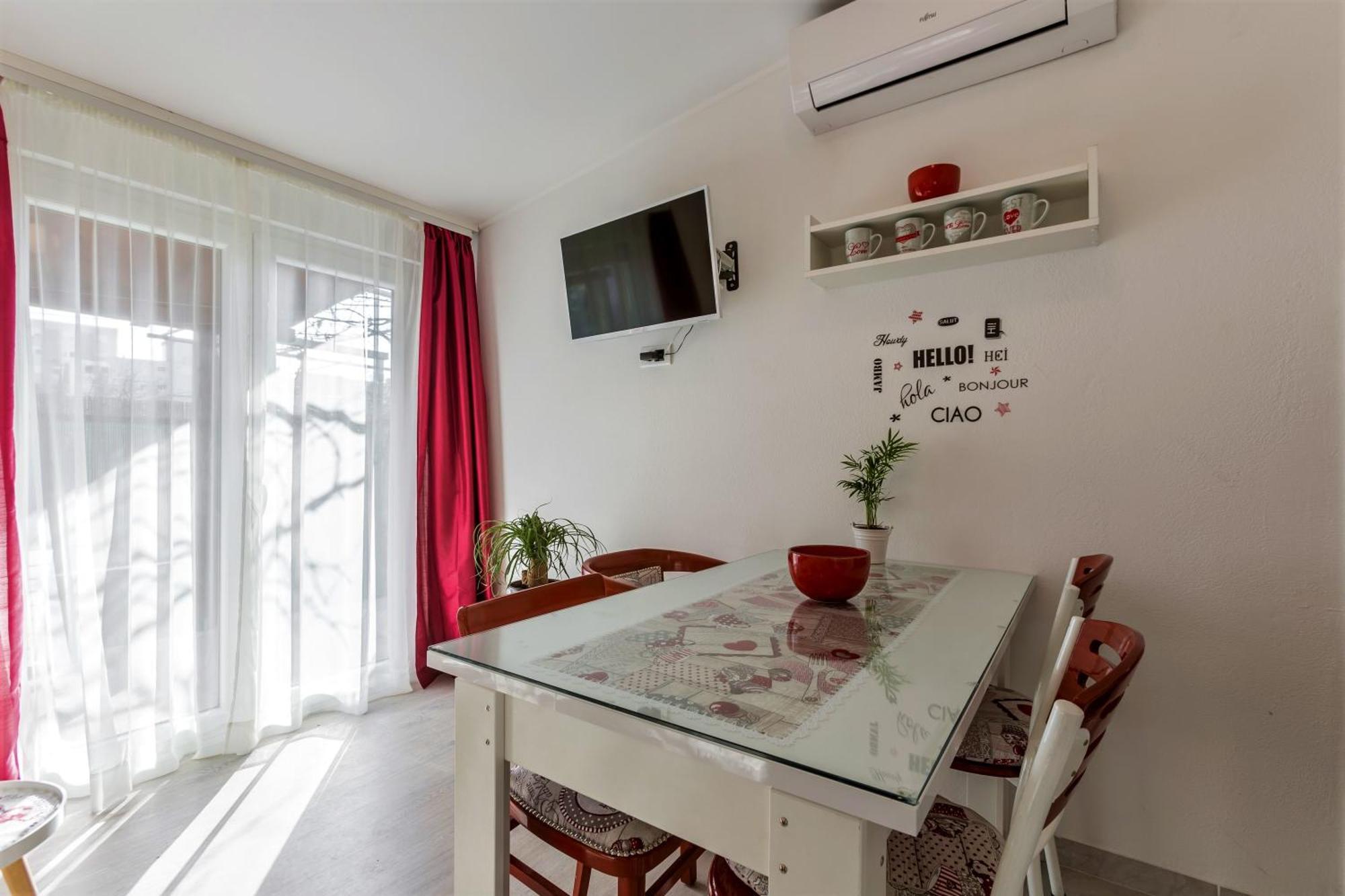 Apartment Taja, Cijela Kuca I Vrt Samo Za Vas สปลิท ภายนอก รูปภาพ