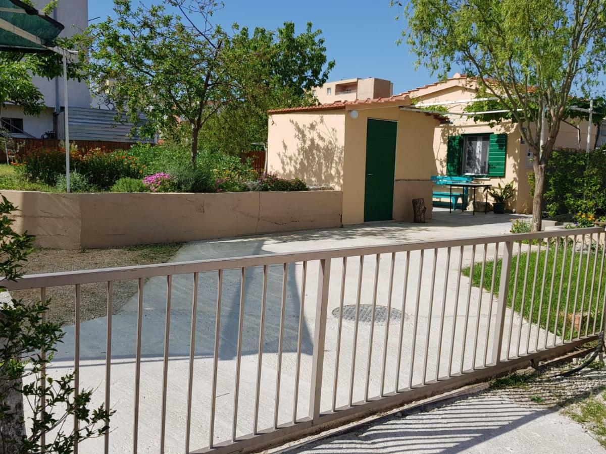 Apartment Taja, Cijela Kuca I Vrt Samo Za Vas สปลิท ภายนอก รูปภาพ